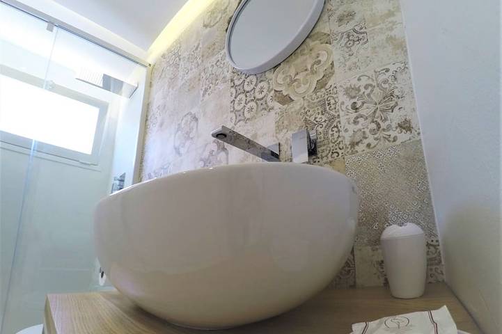 La Rosa dei Venti - Typisch, unabhängig mit exklusiver Terrasse 150 m vom Meer entfernt in Marina di Ragusa, Ragusa