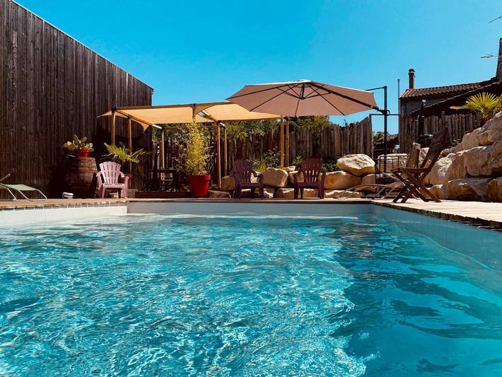 Studio pour 2 personnes, avec Jardin en Charente