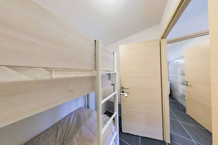 Ganze Wohnung, Large apartment at the foot of the slopes (75m flat) in La Joue du Loup, Le Dévoluy