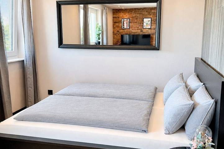 Ganze Wohnung, Jupas° Loft34 – Studio, Carport & Arbeitsplatz in Trier (Stadt), Trier