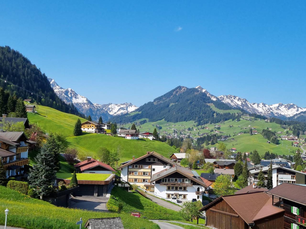 Ganze Ferienwohnung, Appartement "7" - 2 Schlafräume, Dusche, Wc in Riezlern, Mittelberg