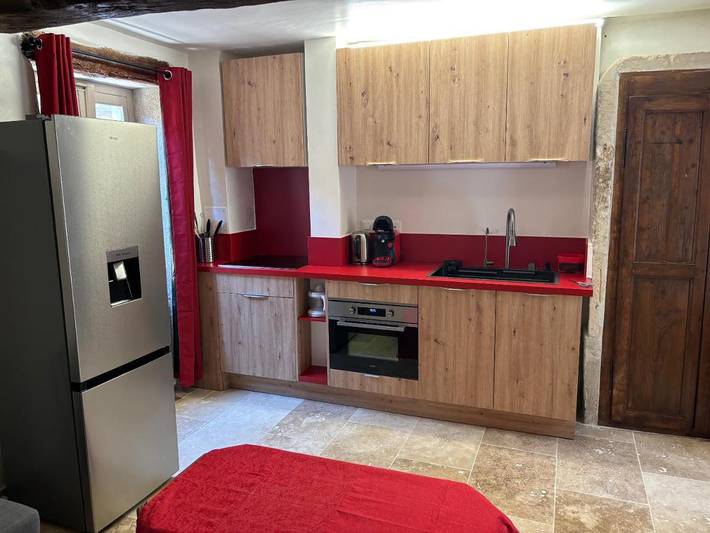 Maison d’hôte pour 3 personnes, avec terrasse ainsi que vue et jardin