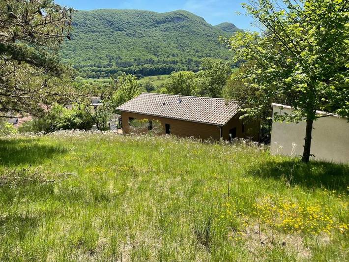 Location de vacances pour 5 personnes, avec jardin ainsi que terrasse et vue à Souspierre - 3