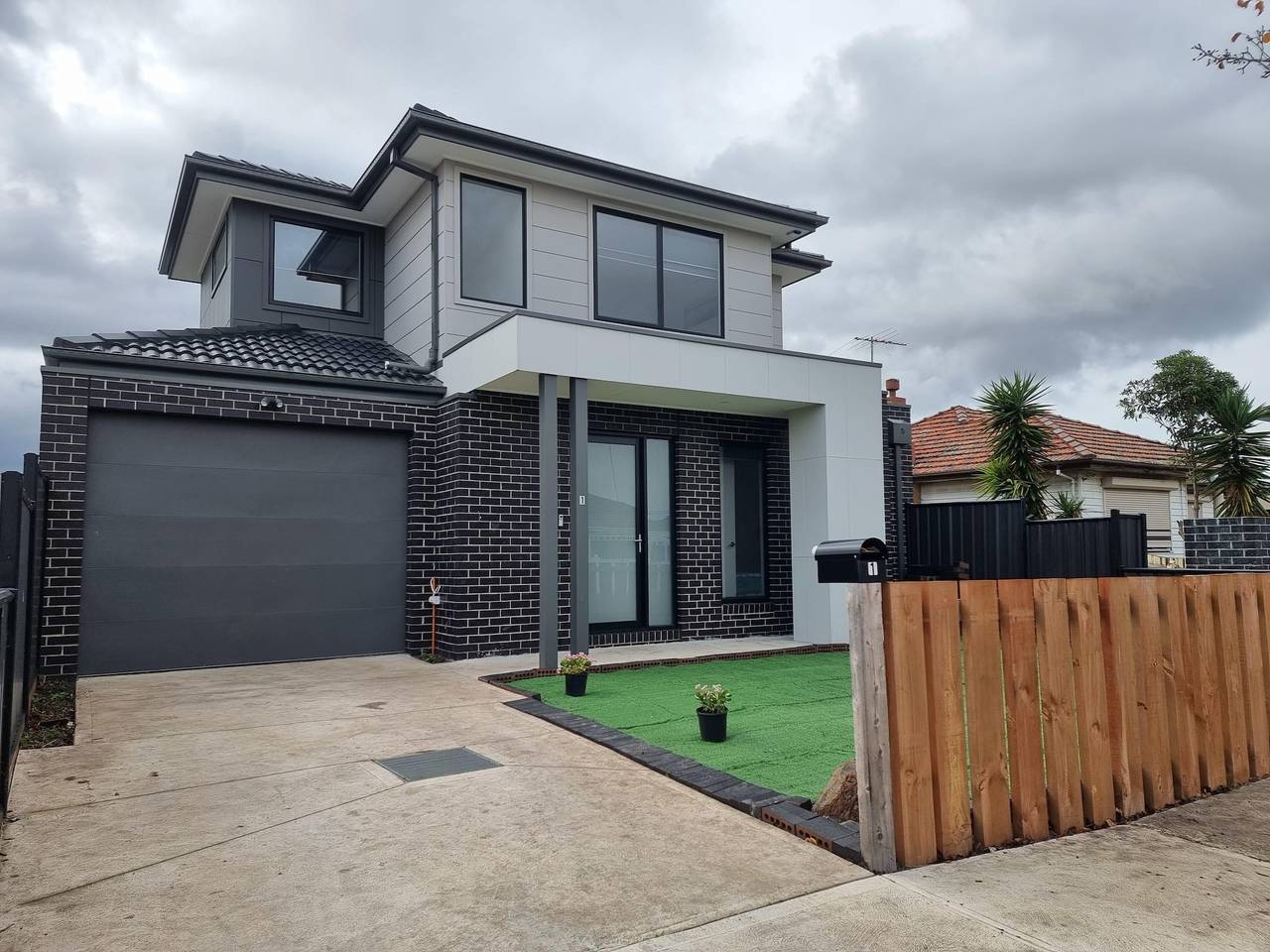 Rosie Townhouse - Modern and comfortable home in Brimbank City, Melbourne