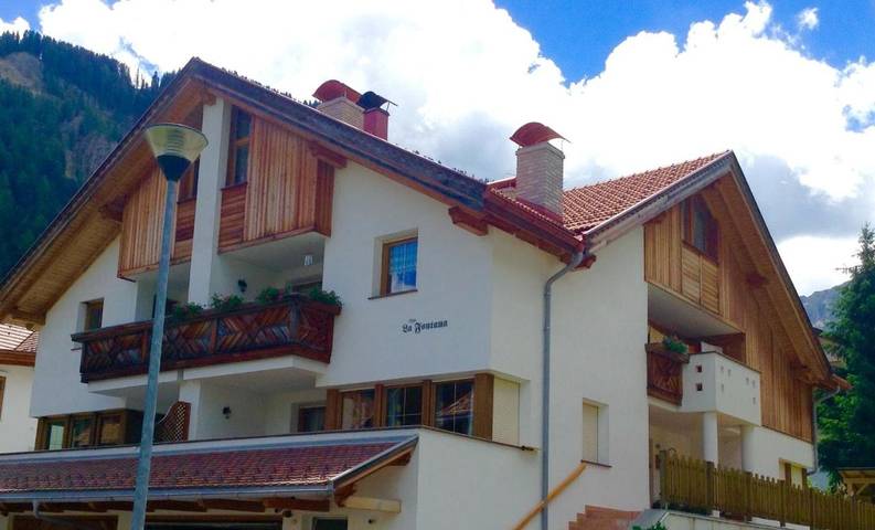 Ferienwohnung für 3 Personen, mit Ausblick und Garten