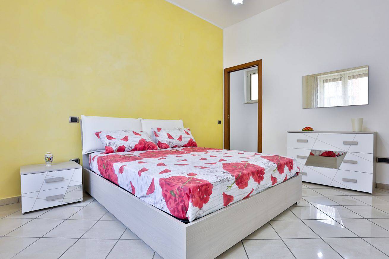 Ganze Wohnung, D&G House - Apartment with balcony in Salerno, Tyrrhenische Küste Kampanien