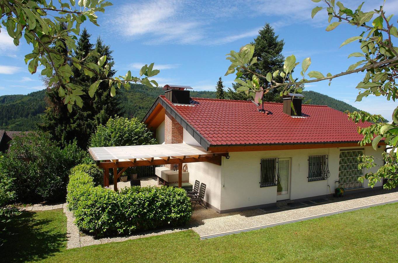 Ganze Wohnung, Apartment 'Talblickappartement - Whg 2' mit gemeinsamer Terrasse, Garten und Wlan in Seelbach, Mittlerer Schwarzwald