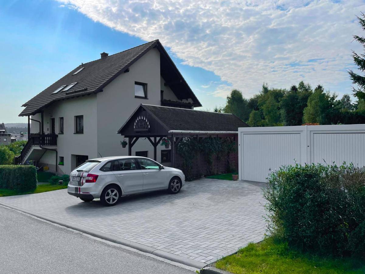 Ganze Wohnung, Ferienwohnung in ruhiger Waldrandlage in Bärenstein, Erzgebirge