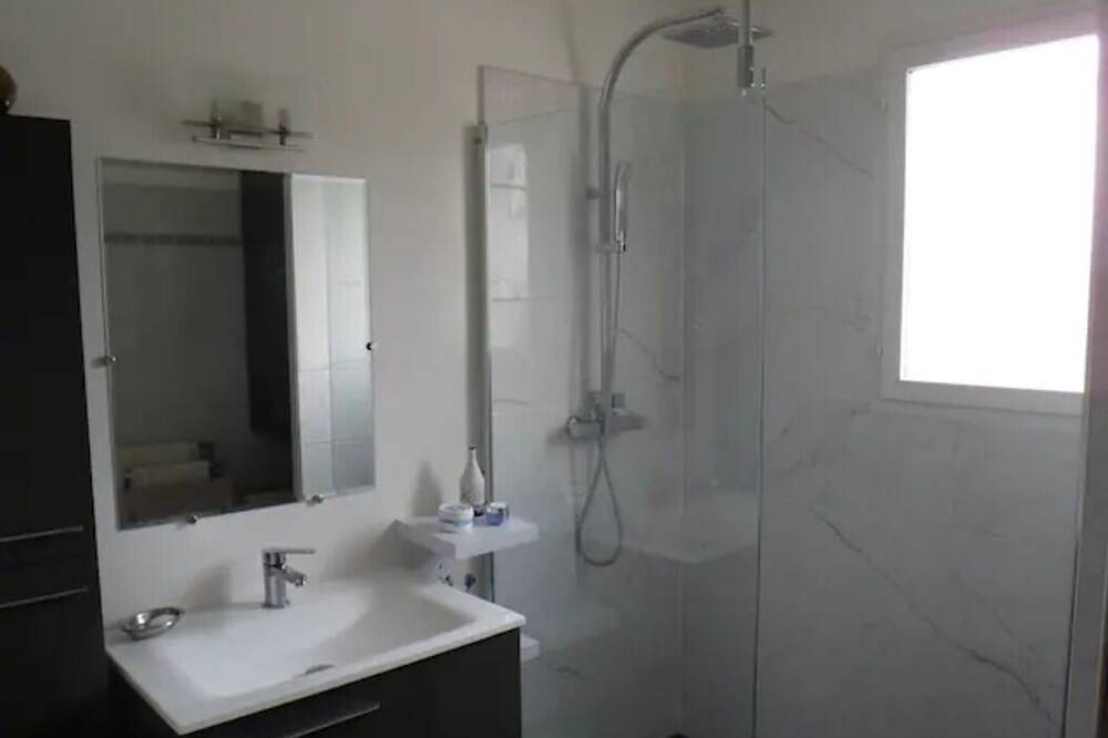 Elegant and functional villa near Montpellier Easter vacations 2026 in Clapiers, Montpellier region