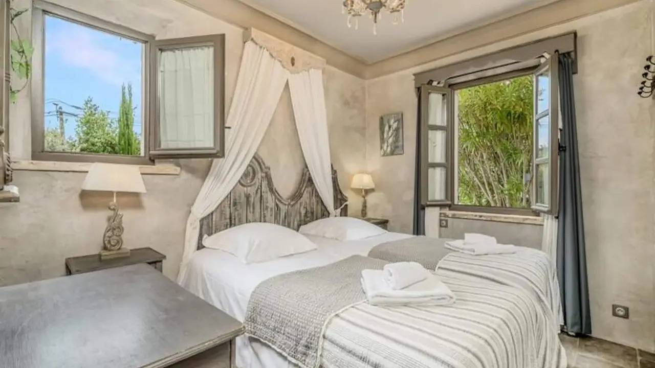 Entire holiday apartment, Ferienwohnung für 4 Personen (56 m²) in Commune d'Oppède in Oppède, Parc naturel régional du Luberon