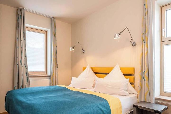 Ganze Wohnung, Relaxx, 62 qm Obergeschoss, 1 separates Schlafzimmer in Bad Endorf, Chiemsee