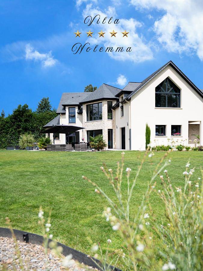 Location de vacances pour 14 personnes, avec jardin et vue à Équemauville