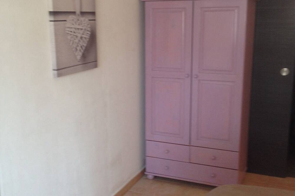 Entire apartment, Coquet Studio air-conditioned, Seaside in Poggio-Mezzana, Corte region