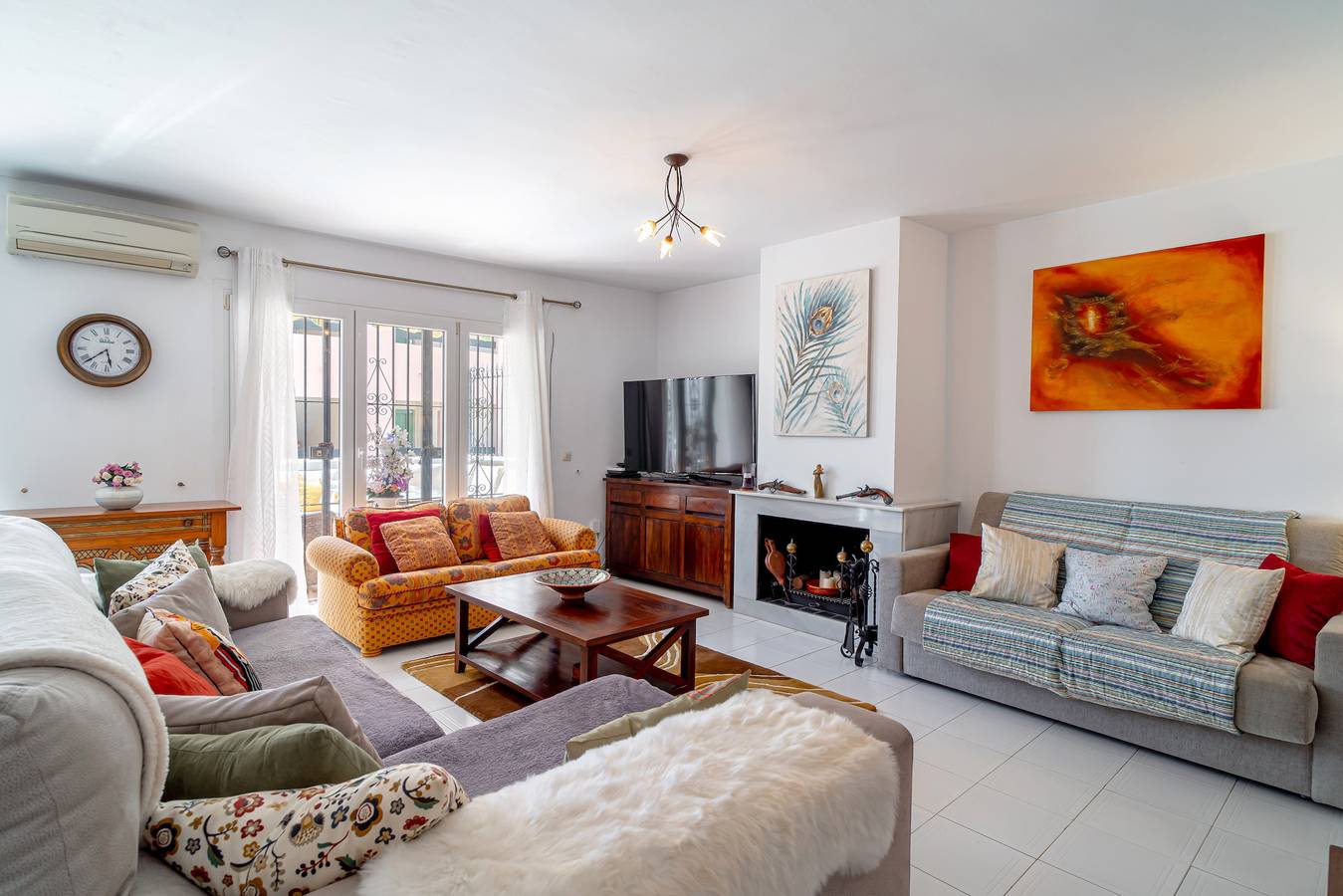 Entire apartment, Litoral Burriana Beach in Playa de Burriana, Nerja