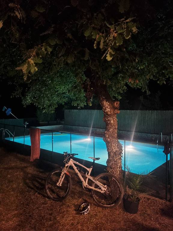 Gîte pour 14 personnes, avec piscine ainsi que terrasse et jardin à Balazuc - 2