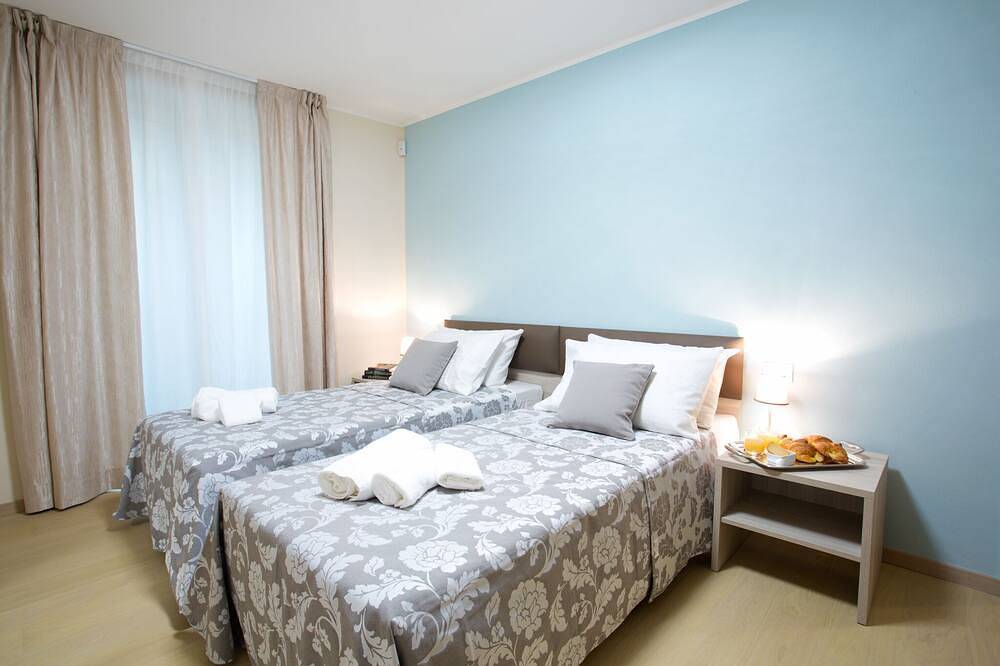 Ganze Wohnung, Luxuriöse Residenz mit Seeblick für 10 Personen mit Innenpool, Whirlpool und Sauna. in Sala Comacina, Sala Comacina und Umgebung