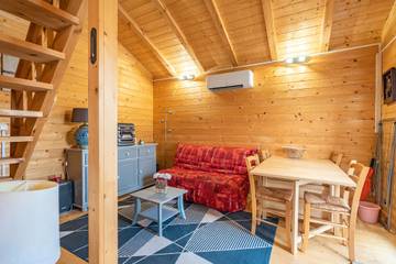 Chalet pour 2 Personnes dans Saujon, Région de Saintes, Photo 2