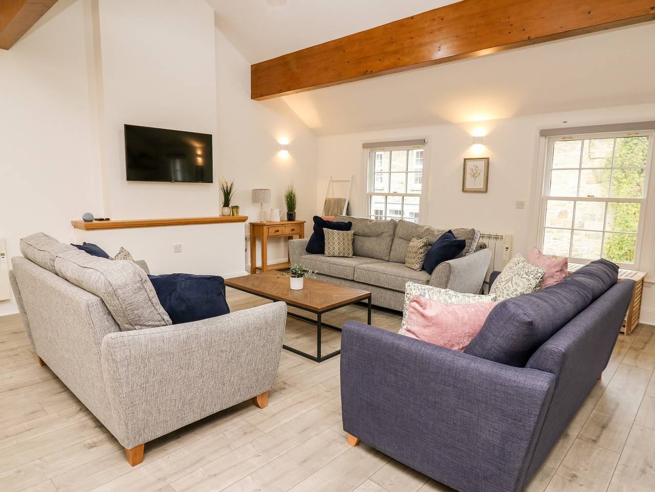 Bridgend Cottages in Powys