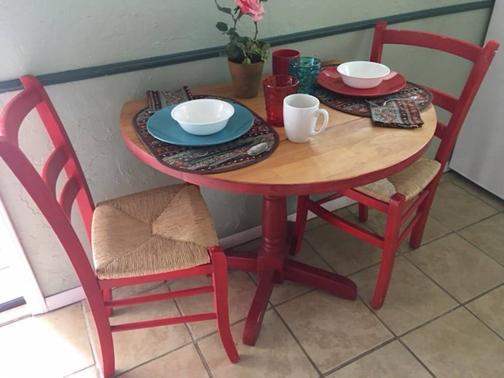 Rose Haven Cottage ist ein kleines komfortables Zuhause. Im Herzen von Montrose. in Montrose, Black Canyon Nationalpark