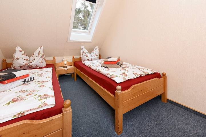 Ferienwohnung für 4 Personen, mit Balkon und Garten in Dunum - 4