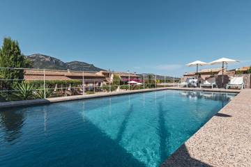 Villa for 8 Guests in Sóller, Serra de Tramuntana, Picture 1