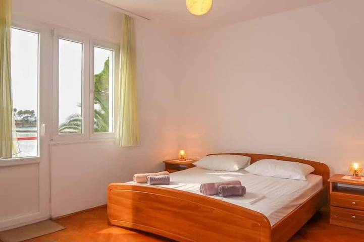 Ferienhaus für 11 Personen, mit Balkon, mit Haustier in Banjol - 2