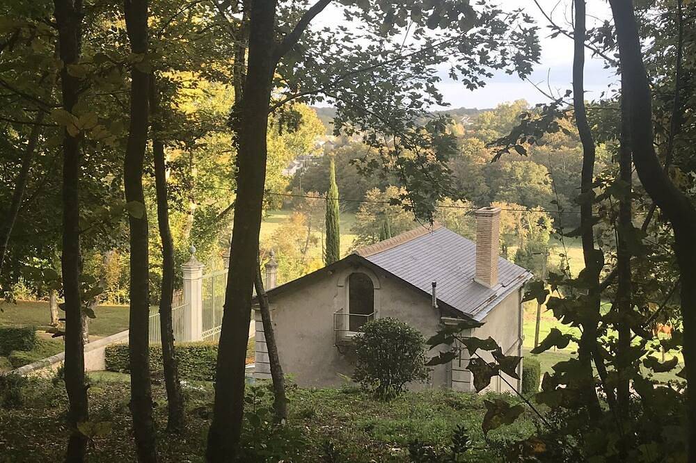 Ferienhaus-Hütte-Ensuite mit Dusche-Blick auf den Wald in Saint-Paterne-Racan, Tours und Umgebung