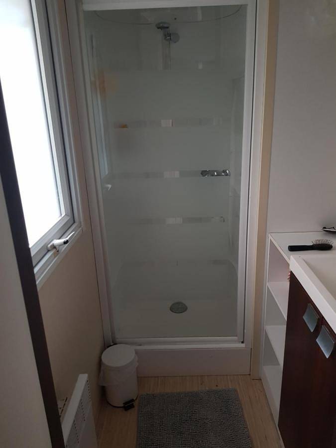 Location de vacances pour 6 personnes, avec Terrasse et Jardin ainsi que Bassin pour enfant et Piscine à Saint-Yvi - 2