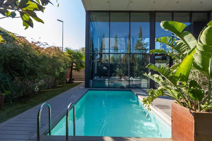 Chalet para 8 personas, con Balcón y Jacuzzi además de Terraza y Jardín en Bajo Llobregat - 3