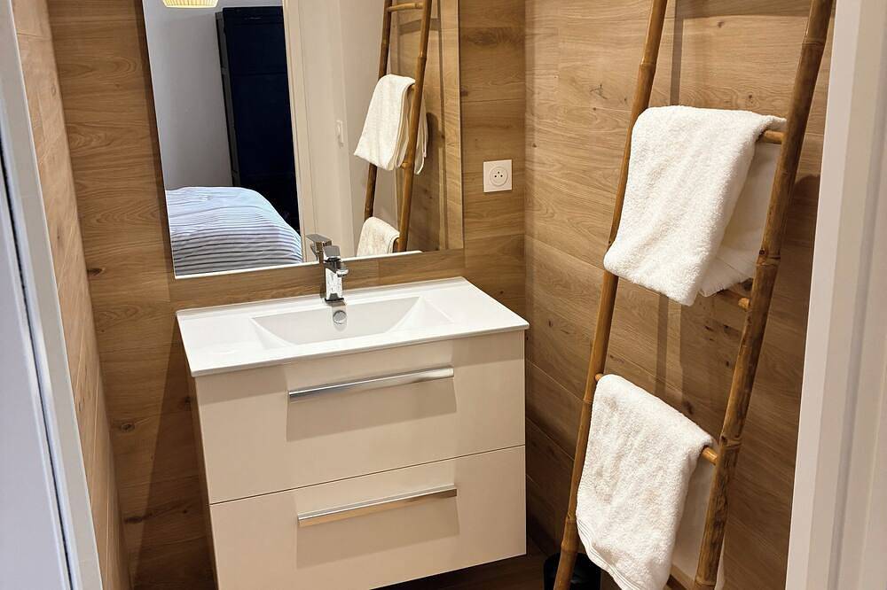 Comfortable house route des plages in Groix, Côte des Mégalithes