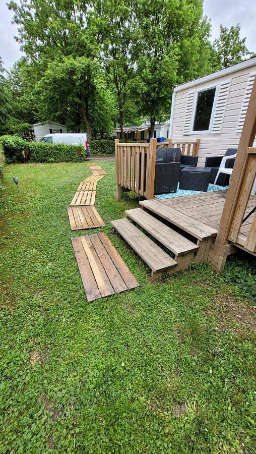 Location de vacances pour 6 personnes, avec jardin et vue sur le lac ainsi que vue et piscine à Boofzheim - 2