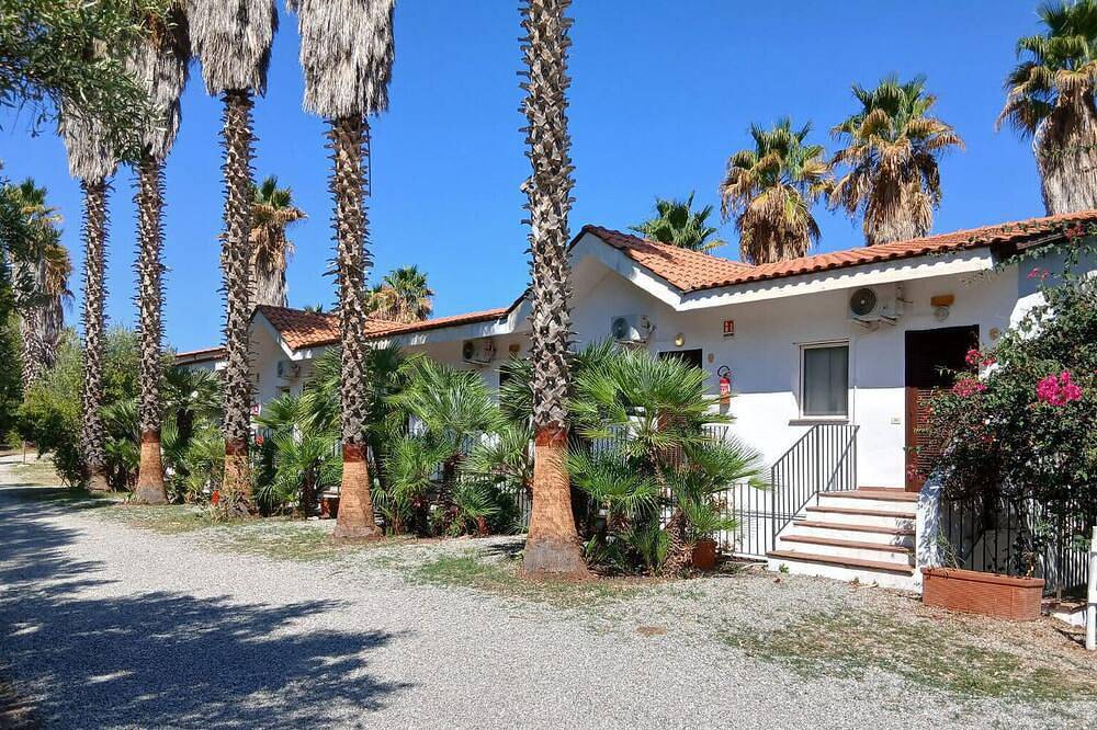 Apartamento entero, Bonito apartamento de 2 habitaciones en Briatico in Briatico, Provincia de Vibo Valentia