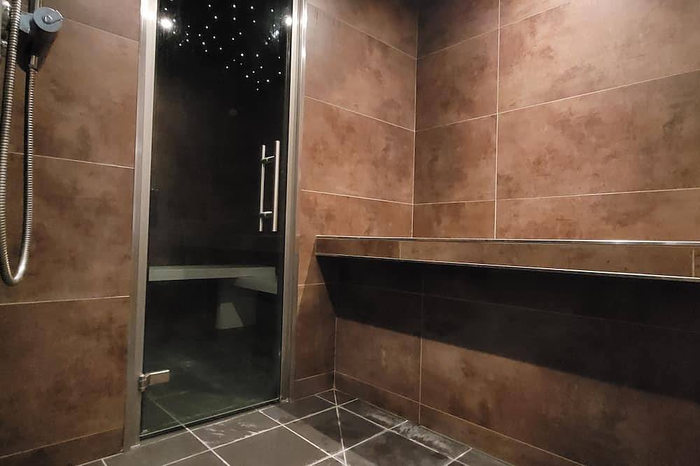 Apartamento entero, Large apartment with hammam, sauna, terrace, between Bordeaux and Saint-Emilion in Fargues-Saint-Hilaire, Región de Burdeos
