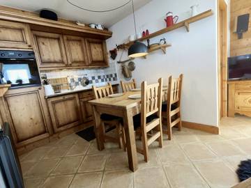 Chalet pour 4 Personnes dans Les Carroz, Grand Massif, Photo 2