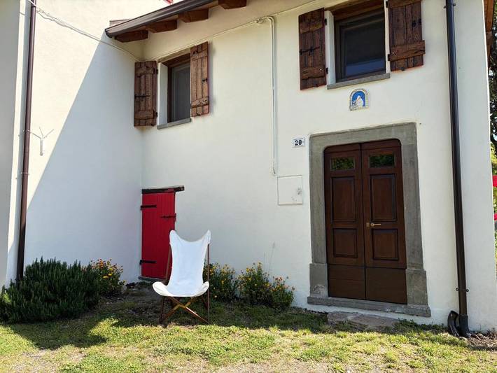 Gîte pour 3 personnes, avec jardin et vue, animaux acceptés à Bedonia