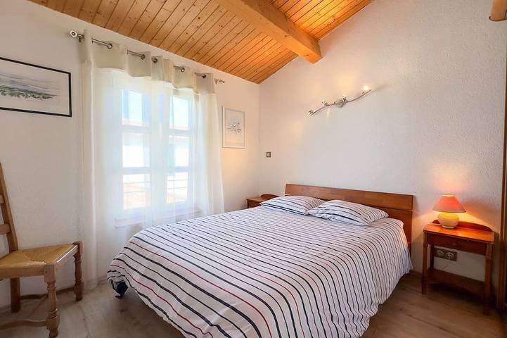 Location de vacances pour 6 personnes, avec jardin dans Office De Tourisme De Loix - 3