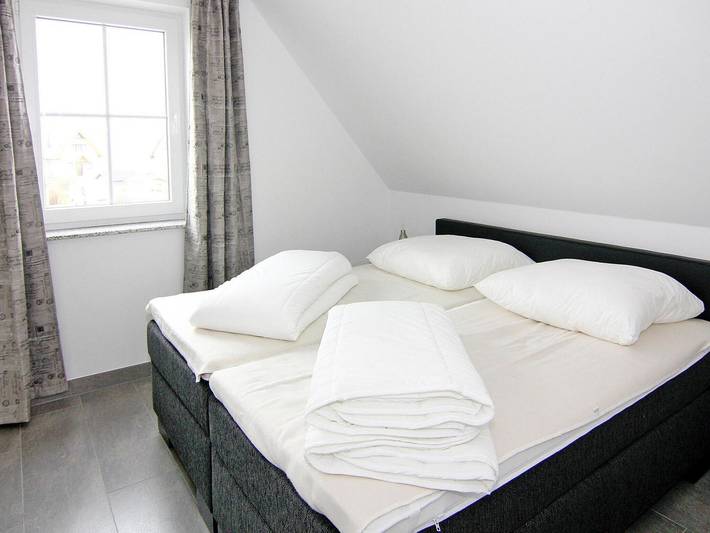 Ferienhaus für 6 Personen, mit Terrasse und Sauna in Neuenkirchen (Rügen) - 3