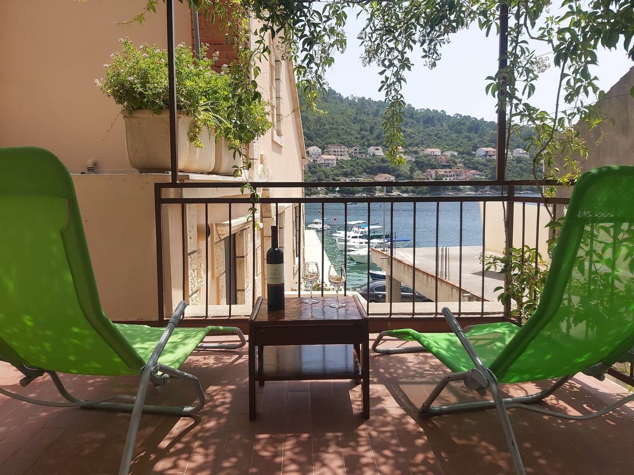 Entire apartment, Apartment Nela in Blato, Korcula
