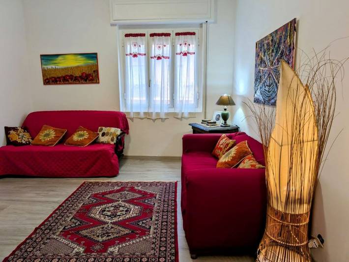 Appartamento per 6 persone, con balcone a Spotorno