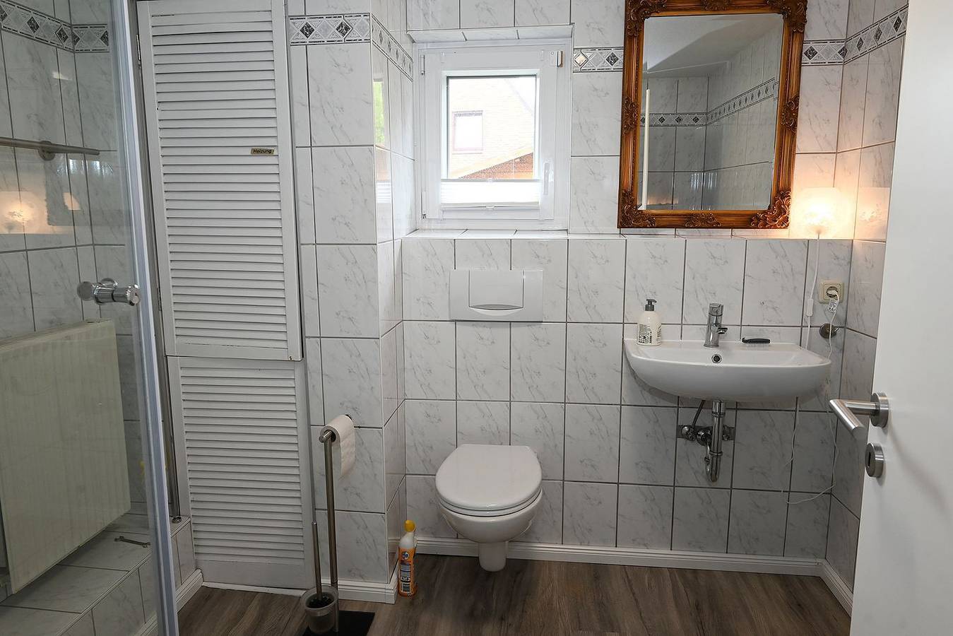 Ganze Wohnung, The Lodge I - gemütliche Ferienwohnung mit Garten in Hafen Büsum, Büsum