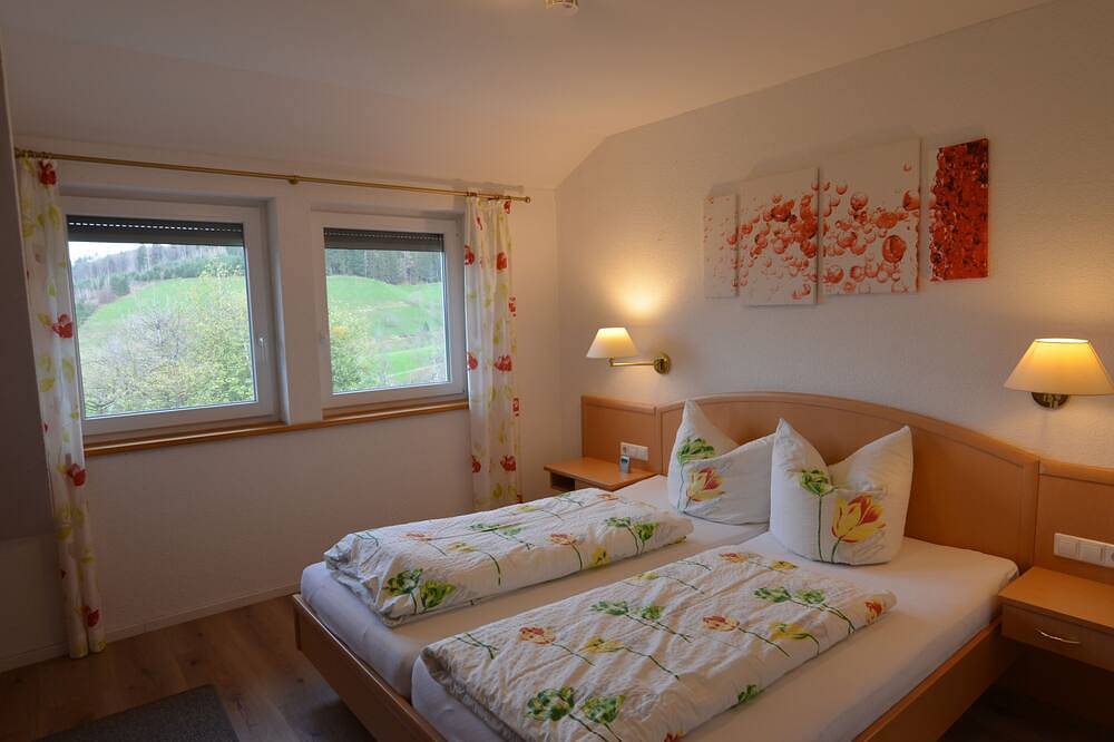 Ganze Wohnung, Ferienwohnung Wiesenblick-Panoramaferienwohnung in Glottertal, Südschwarzwald