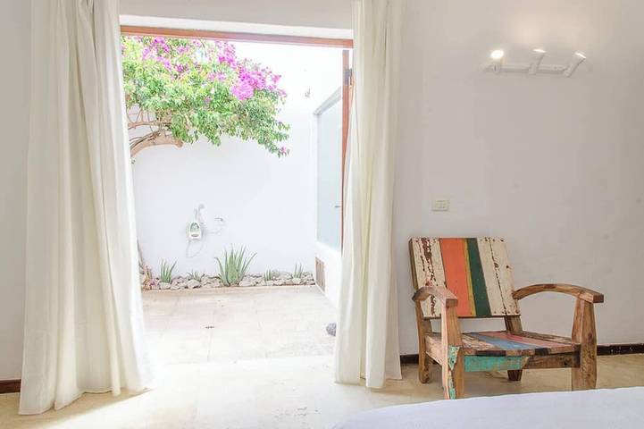 Bungalow: 20m from the sea, terrace and pools in Oasis del Sur, San Miguel de Abona