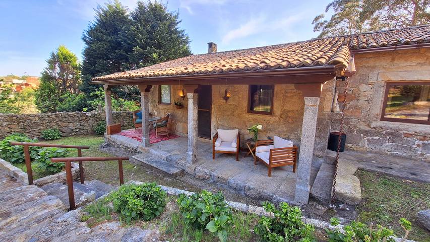 Casa rural para 4 personas, con jardín, Se admiten mascotas en Galicia - 2