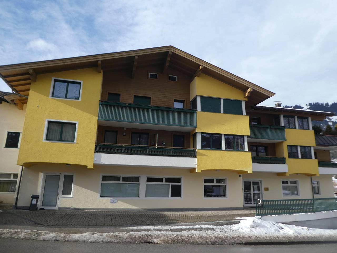 Ganze Wohnung, Wohnung mit 2 Balkonen inmitten von Westendorf
 in Westendorf, Brixental