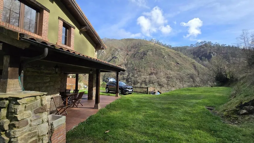 Casa de vacaciones para 8 personas, con vistas y jardín - 1