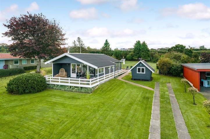 Ferienhaus für 6 Personen, mit Terrasse in Båring Strand