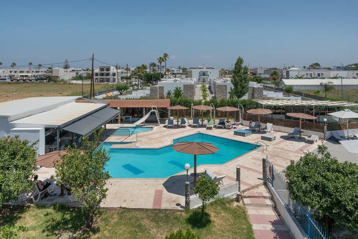 Studio für 3 Personen, mit Balkon und Garten sowie Kinderpool und Seeblick auf Kos