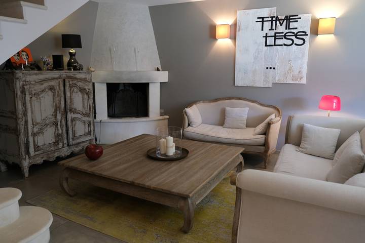 Location de vacances pour 6 personnes, avec jardin à Aureille - 3