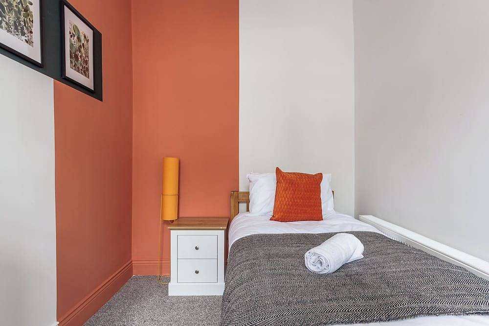 The Royal Residence - Sorley Steet, 2 minutes to Royal Sunderland Hospital in Sunderland