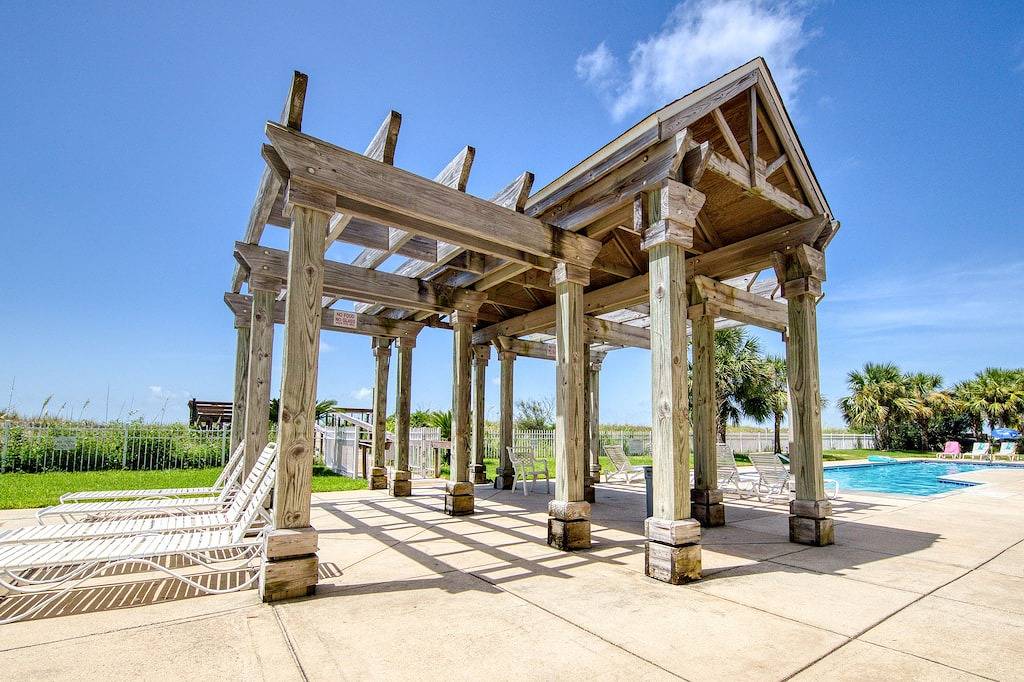 Vacation Apartment for 4 Guests in Dauphin Island, Alabama Gulf Coast